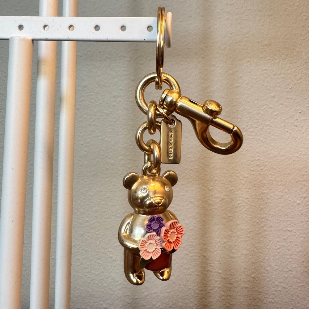 COACH Bear Keychain - Bouquet Bear